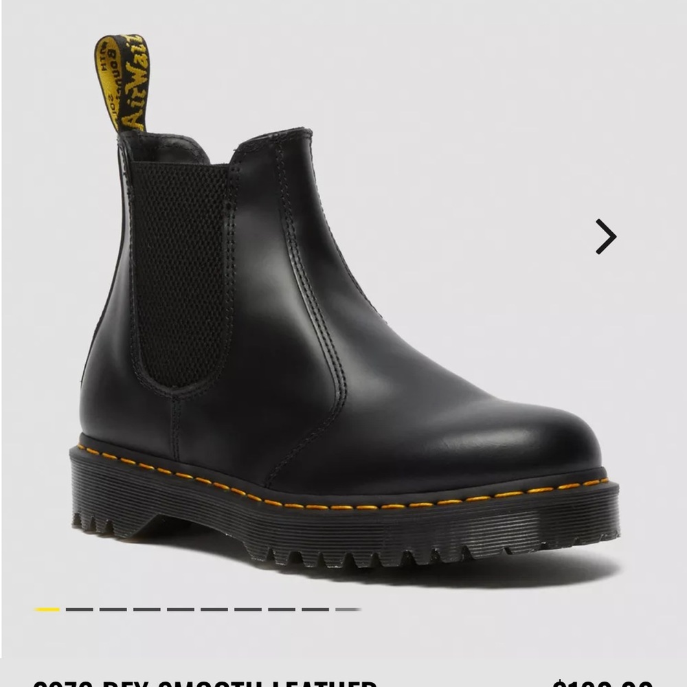 🚫SOLD🚫Dr. Martens 2976 Bex Smooth Leather Chelsea Boots Women’s Size 6